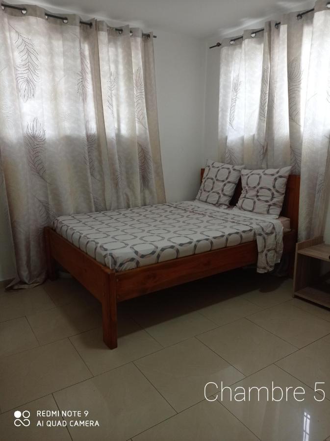 Le Mastro Chambre D'Hotes Mamoudzou Exterior foto